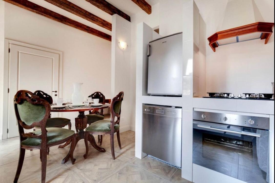 Traditional With Terrace * Venezia